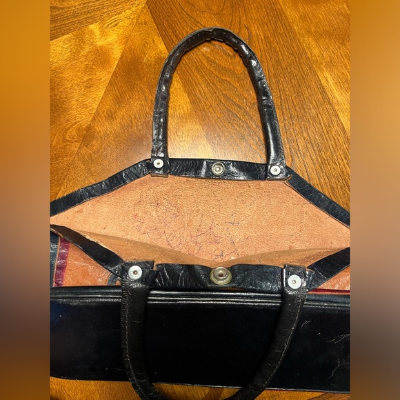 Vintage Hand Tooled Leather California Hand Bag - Picture 5 of 9